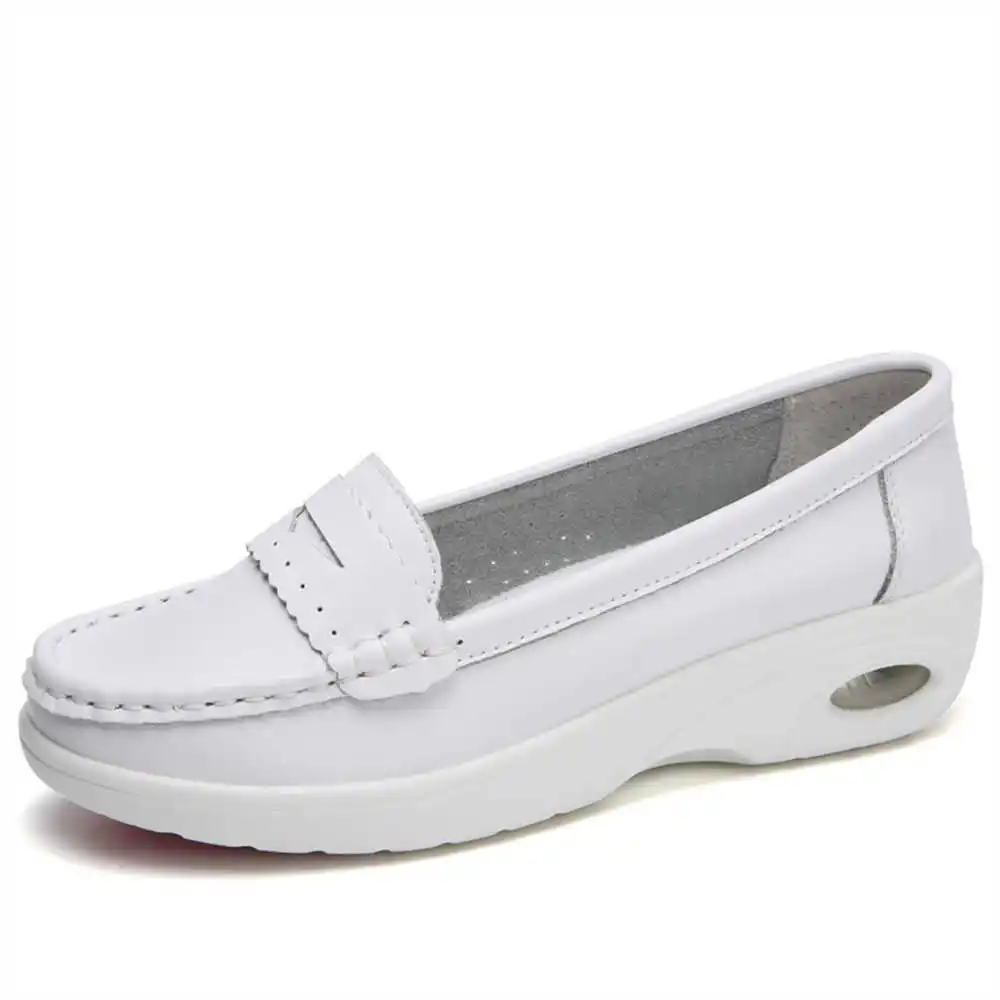 Thick Sole Slipon White Traine - Women Formal Wear Best Brands ulasan dan harga